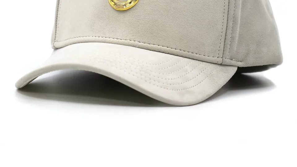 El Viejon Brand brand imagery